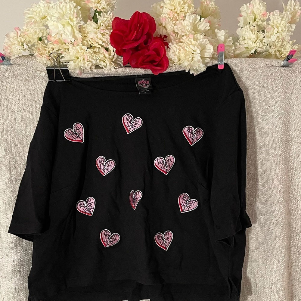 Rebel Wilson for Torrid crop top